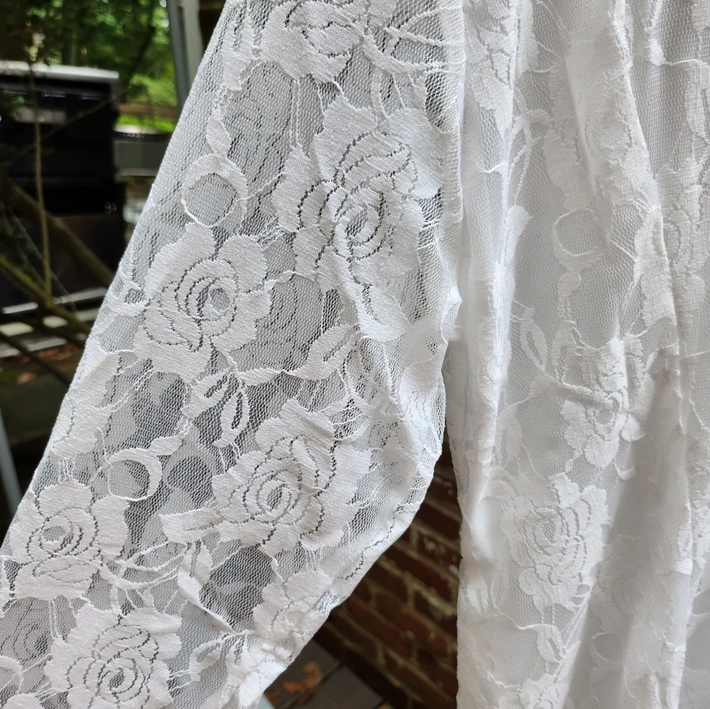 Lace dress. Long sleeve. Short. - Picture 2 of 13